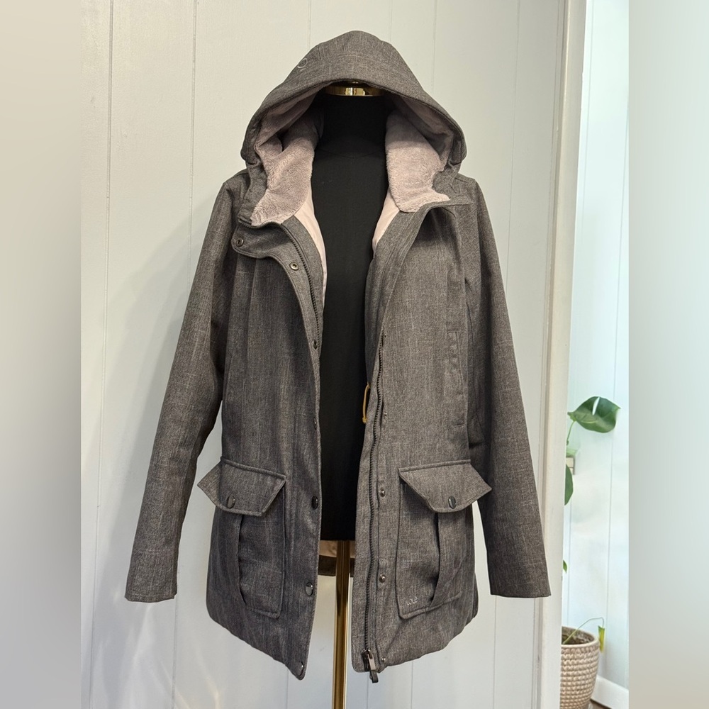 NWOT  Lole Charcoal Utility Winter Jacket with Hood